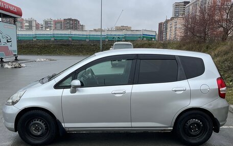 Honda Fit III, 2002 год, 480 000 рублей, 8 фотография