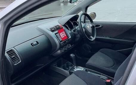 Honda Fit III, 2002 год, 480 000 рублей, 10 фотография