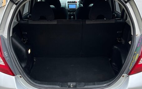 Honda Fit III, 2002 год, 480 000 рублей, 12 фотография