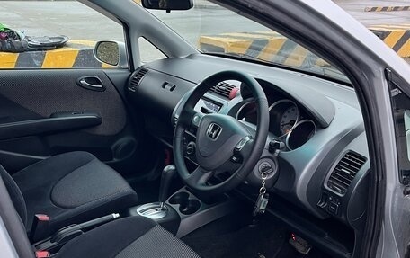 Honda Fit III, 2002 год, 480 000 рублей, 15 фотография