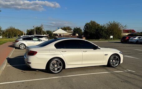 BMW 5 серия, 2015 год, 2 900 000 рублей, 3 фотография