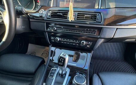 BMW 5 серия, 2015 год, 2 900 000 рублей, 28 фотография