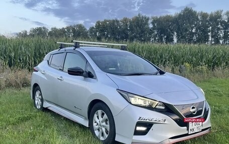 Nissan Leaf II, 2018 год, 2 250 000 рублей, 6 фотография