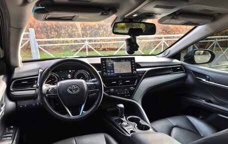 Toyota Camry, 2021 год, 2 990 000 рублей, 14 фотография