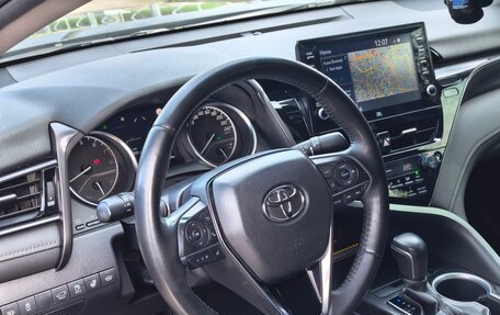 Toyota Camry, 2021 год, 2 990 000 рублей, 33 фотография