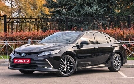 Toyota Camry, 2021 год, 2 990 000 рублей, 38 фотография