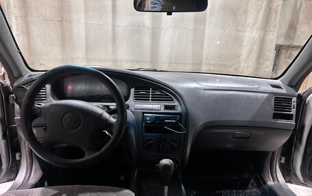 Hyundai Elantra III рестайлинг, 2000 год, 245 000 рублей, 12 фотография