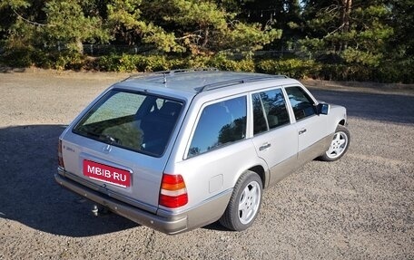 Mercedes-Benz E-Класс, 1994 год, 550 000 рублей, 5 фотография