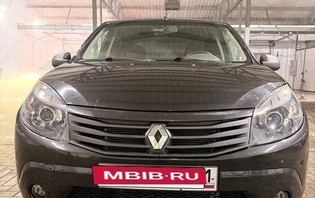 Renault Sandero I, 2012 год, 500 000 рублей, 2 фотография