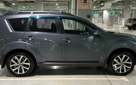 Mitsubishi Outlander III рестайлинг 3, 2012 год, 1 090 000 рублей, 11 фотография
