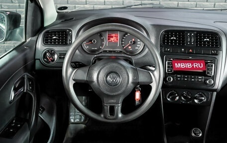 Volkswagen Polo VI (EU Market), 2011 год, 500 000 рублей, 12 фотография