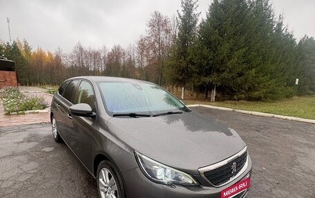 Peugeot 308 II, 2018 год, 1 240 000 рублей, 3 фотография