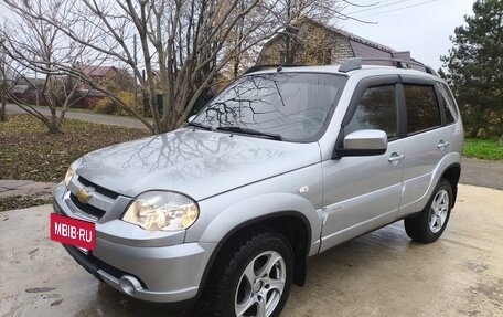 Chevrolet Niva I рестайлинг, 2016 год, 730 000 рублей, 7 фотография