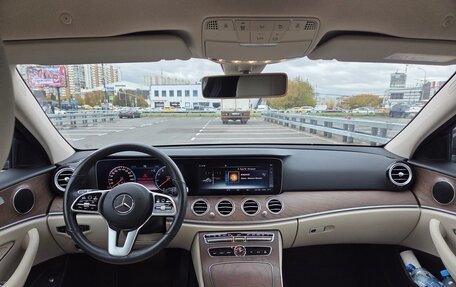 Mercedes-Benz E-Класс, 2018 год, 5 000 000 рублей, 7 фотография