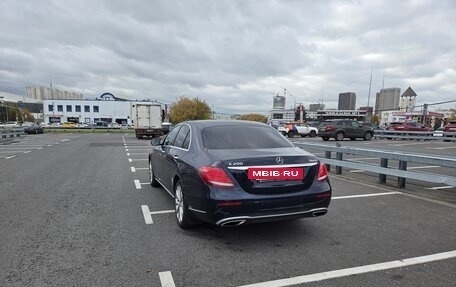Mercedes-Benz E-Класс, 2018 год, 5 000 000 рублей, 6 фотография