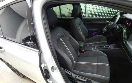 Volkswagen Golf VIII, 2023 год, 2 250 000 рублей, 2 фотография