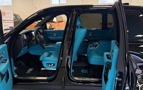 Rolls-Royce Cullinan, 2023 год, 39 900 000 рублей, 5 фотография