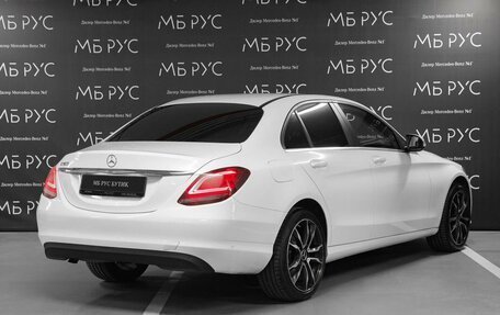Mercedes-Benz C-Класс, 2018 год, 2 100 000 рублей, 3 фотография