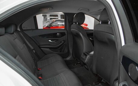 Mercedes-Benz C-Класс, 2018 год, 2 100 000 рублей, 19 фотография