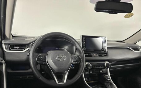 Toyota RAV4, 2020 год, 3 250 000 рублей, 15 фотография