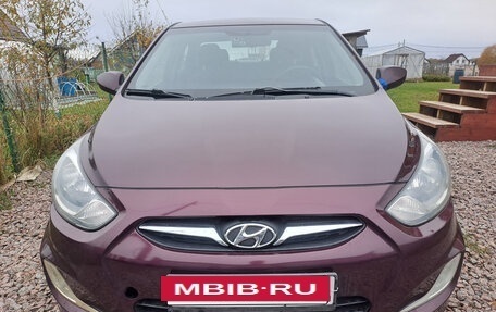 Hyundai Solaris II рестайлинг, 2013 год, 820 000 рублей, 11 фотография