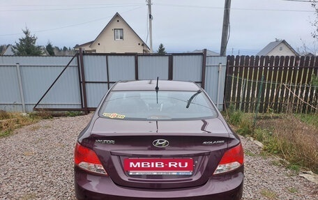 Hyundai Solaris II рестайлинг, 2013 год, 820 000 рублей, 2 фотография
