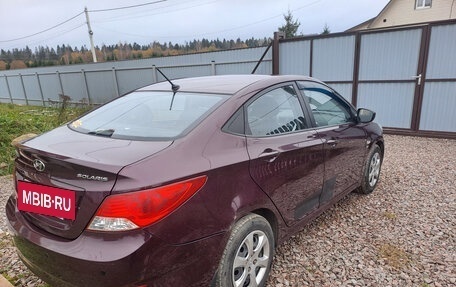 Hyundai Solaris II рестайлинг, 2013 год, 820 000 рублей, 5 фотография