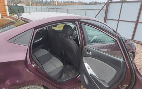 Hyundai Solaris II рестайлинг, 2013 год, 820 000 рублей, 28 фотография