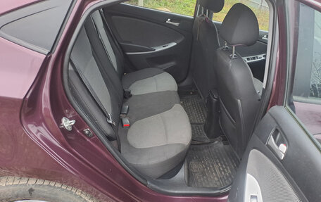 Hyundai Solaris II рестайлинг, 2013 год, 820 000 рублей, 27 фотография