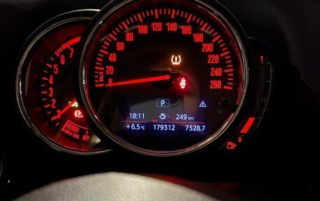 MINI Countryman II (F60), 2018 год, 1 730 000 рублей, 6 фотография