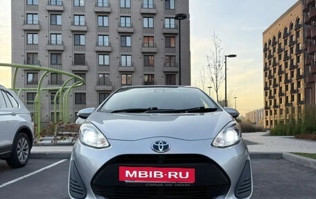 Toyota Aqua I, 2019 год, 1 155 000 рублей, 2 фотография