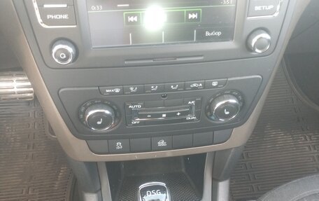 Skoda Yeti I рестайлинг, 2014 год, 1 400 000 рублей, 19 фотография