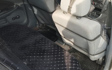 Nissan Almera, 2005 год, 230 000 рублей, 8 фотография