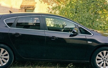 Opel Astra J, 2010 год, 660 000 рублей, 6 фотография