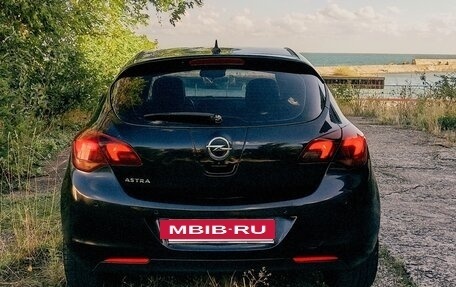 Opel Astra J, 2010 год, 660 000 рублей, 7 фотография