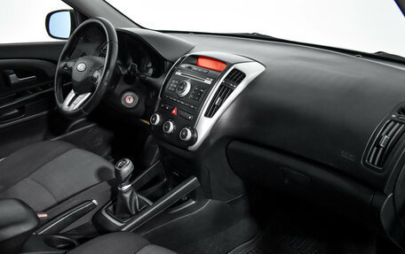 KIA cee'd I рестайлинг, 2011 год, 590 000 рублей, 14 фотография