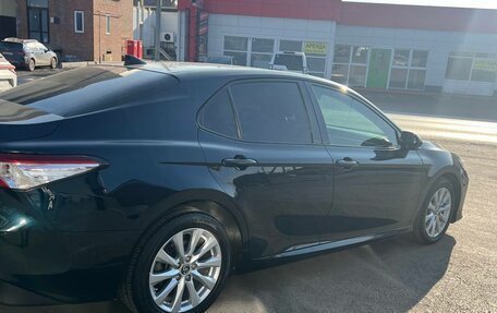 Toyota Camry, 2018 год, 2 500 000 рублей, 2 фотография