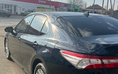 Toyota Camry, 2018 год, 2 500 000 рублей, 4 фотография