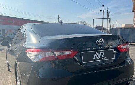 Toyota Camry, 2018 год, 2 500 000 рублей, 11 фотография