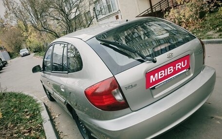 KIA Rio II, 2004 год, 250 000 рублей, 14 фотография