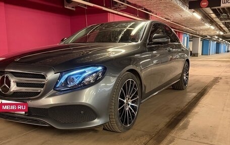 Mercedes-Benz E-Класс, 2020 год, 4 850 000 рублей, 2 фотография