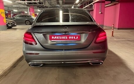 Mercedes-Benz E-Класс, 2020 год, 4 850 000 рублей, 5 фотография