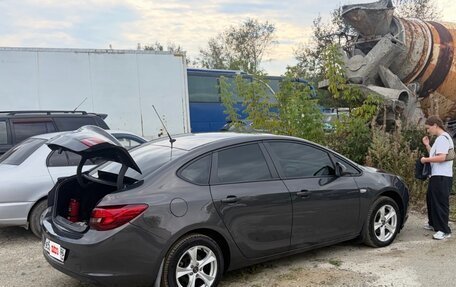 Opel Astra J, 2014 год, 1 020 000 рублей, 6 фотография