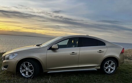 Volvo S60 III, 2010 год, 780 000 рублей, 4 фотография