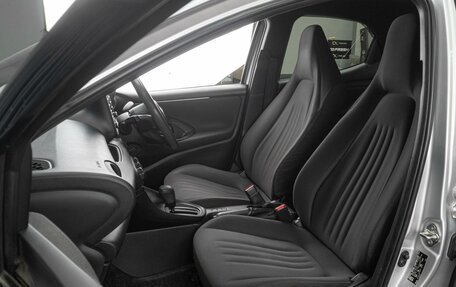 Toyota Yaris, 2021 год, 1 449 000 рублей, 8 фотография