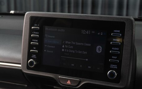 Toyota Yaris, 2021 год, 1 449 000 рублей, 13 фотография