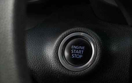 Toyota Yaris, 2021 год, 1 449 000 рублей, 16 фотография