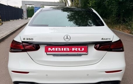 Mercedes-Benz E-Класс, 2020 год, 4 400 000 рублей, 9 фотография