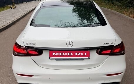 Mercedes-Benz E-Класс, 2020 год, 4 400 000 рублей, 15 фотография
