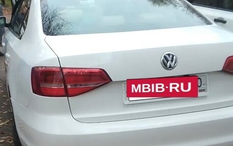 Volkswagen Jetta VII, 2015 год, 700 000 рублей, 2 фотография